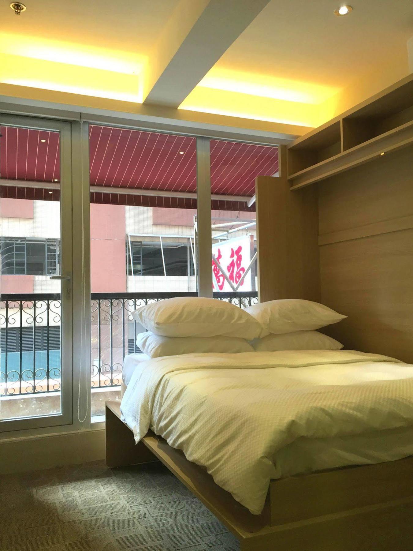 Aparthotel Mini.18 Kowloon Stadt Exterior foto